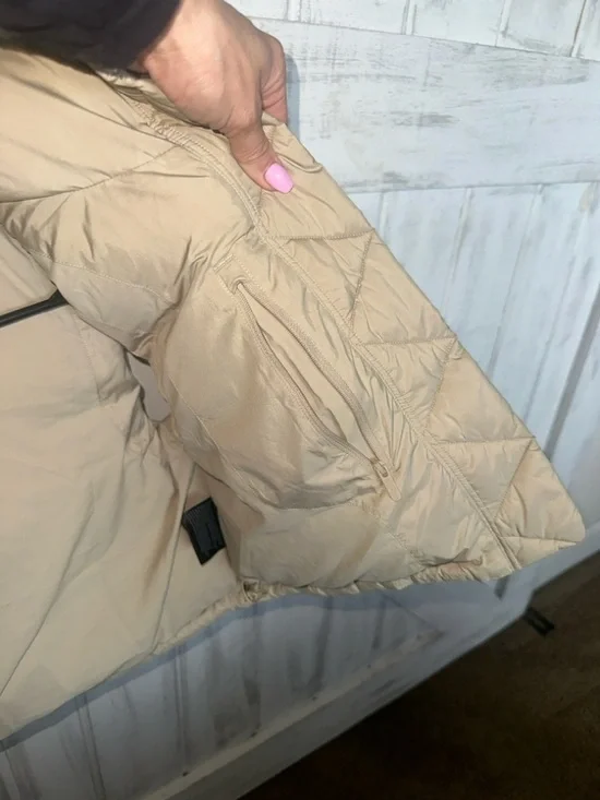 lululemon athletica Cream Quilted Puffer Vest - Picture 6 of 6